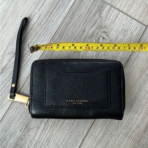 Marc Jacobs wristlet